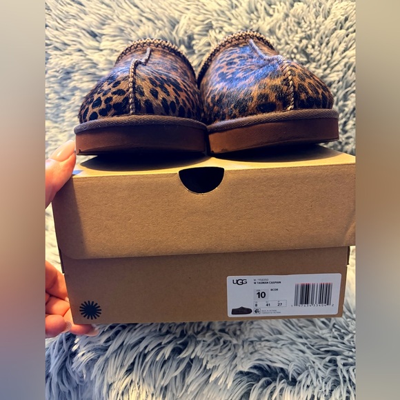 UGG Tasman Caspian Slippers EUC - Picture 9 of 12